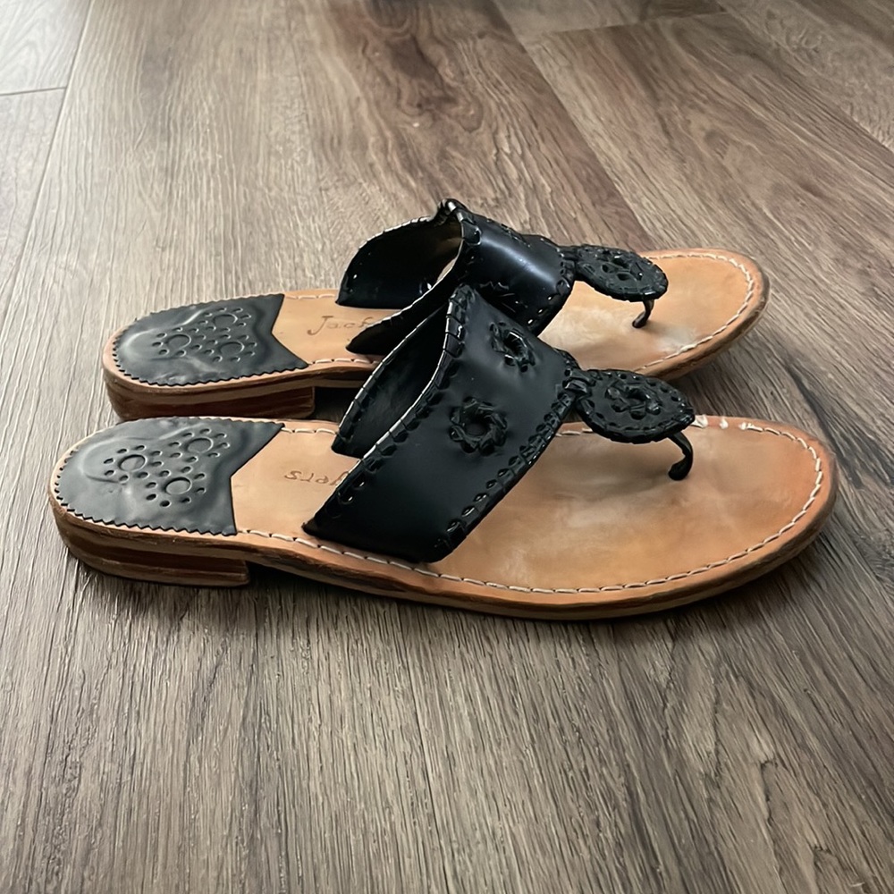 Jack Roger’s! Size 8